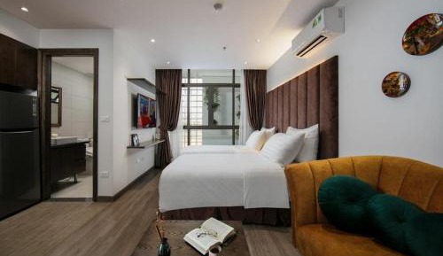 Superior Twin with Bathtub & Private Kitchen