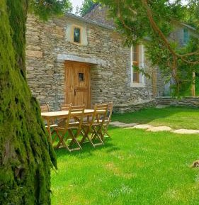 Triple Room with Garden View