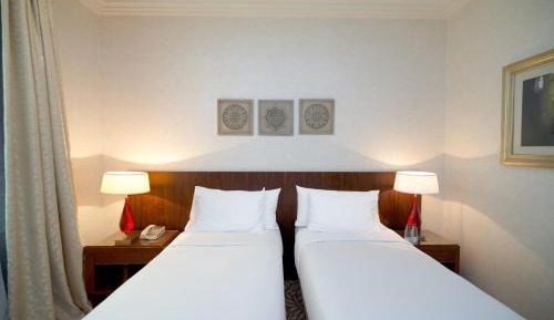 Executive suite one room Tower 1