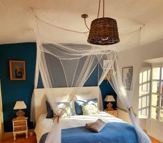 Deluxe Double Room with Balcony and Sea View