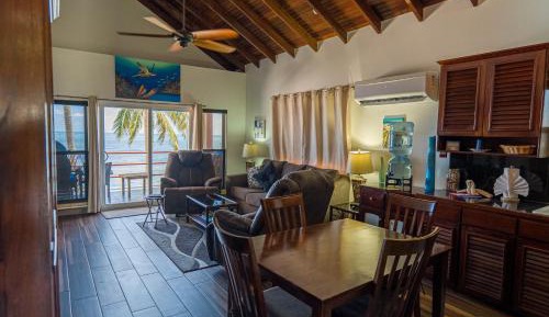 Deluxe Suite with Sea View