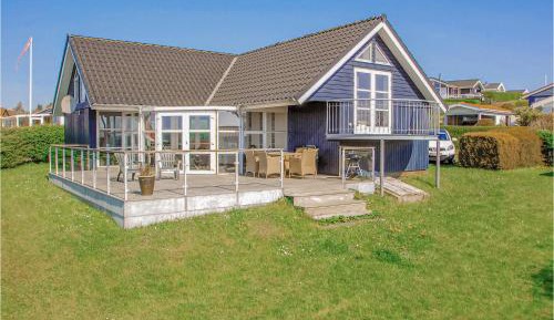 Two-Bedroom Holiday Home