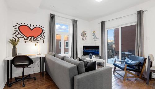 One-Bedroom Apartment with Balcony