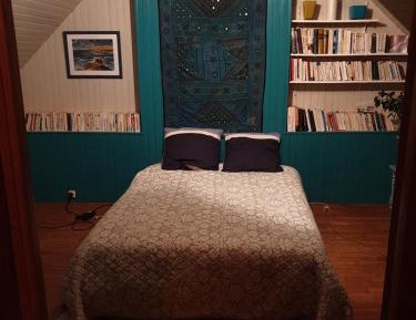 Double Room with Shared Toilet