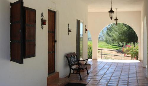 Deluxe Queen Room with Two Queen Beds