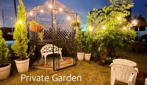 Standard Twin Room with Garden View