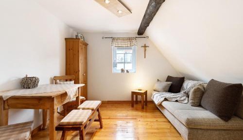 Superior One-Bedroom Apartment