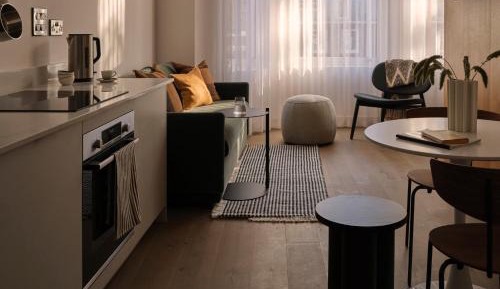 Deluxe Studio