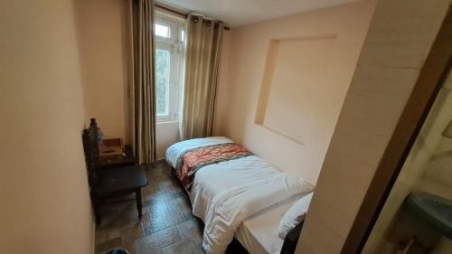 Budget Single Room