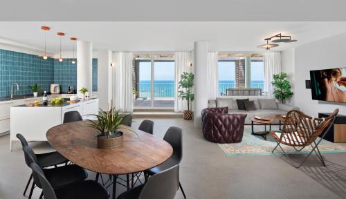 Suite with Private Pool