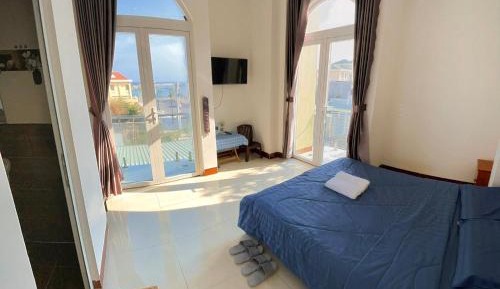 Double Room with Balcony and Sea View
