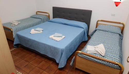 Quadruple Room with Private Bathroom