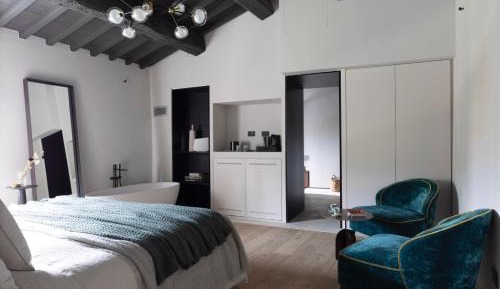 Deluxe Junior Suite