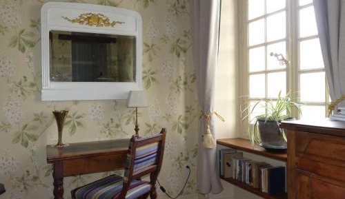 Deluxe Double Room with Shower