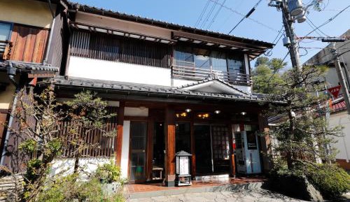 Japanese-Style Room