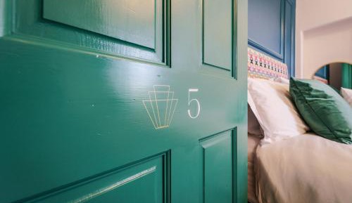 Deluxe Double Room with Shower