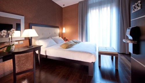 Spacious Room