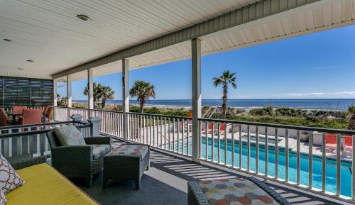 Eight-Bedroom Holiday Home