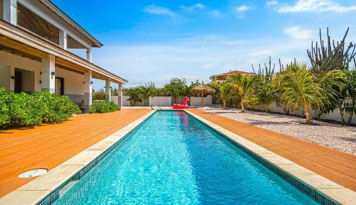 Five-Bedroom Villa