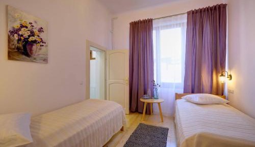 Twin Room with Bathroom