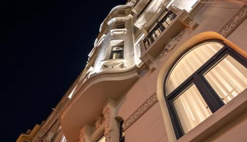 Standard Double Suite