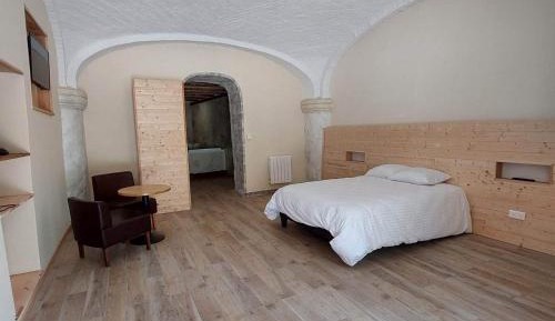 Double Room with Spa Bath