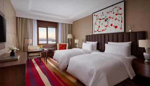 Deluxe Twin Room with Lake View