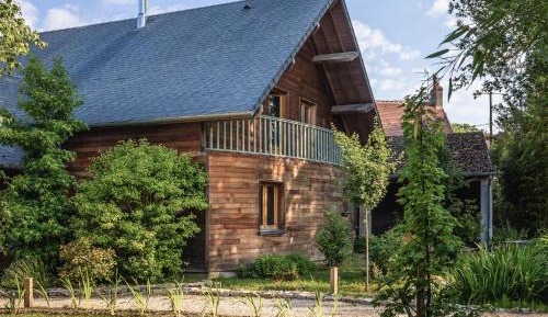 Apartment with Garden View