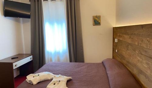 Small Double Room