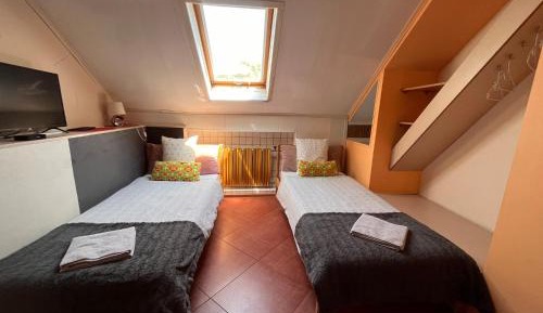 Twin Room with Bathroom