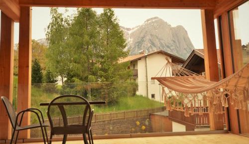 Studio with Mountain View