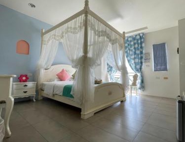 Double Room with Balcony and Sea View