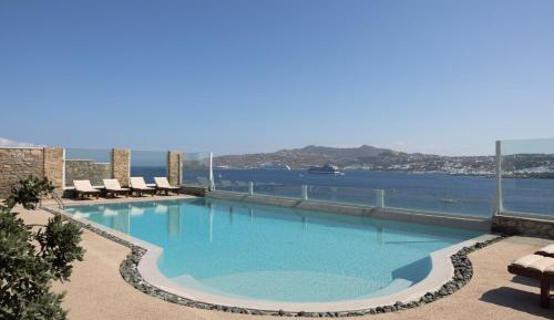Luxury Apartment with Sea View