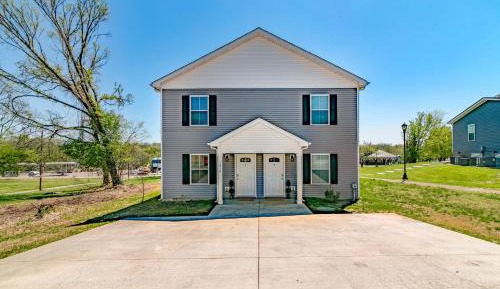 Eight-Bedroom Holiday Home