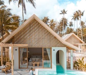 Villa with Private Pool - Beach Front