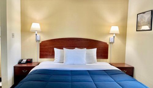 One-Bedroom Suite