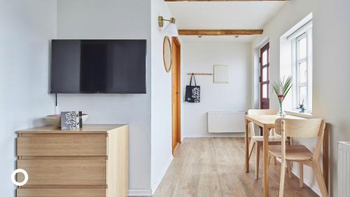 One Bed Home