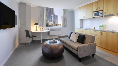 Executive Studio City View - No Housekeeping