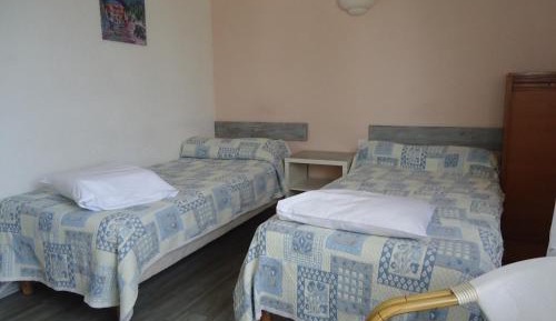 Classic Twin Room
