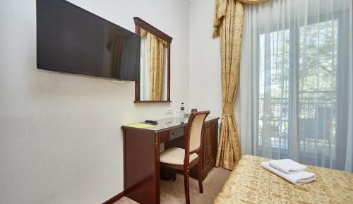 Deluxe Double Room with Balcony