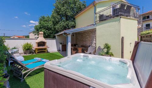 Two-Bedroom Holiday Home