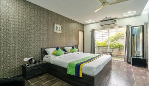 Spacious Premium Room