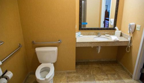 Queen Room with Two Queen Beds - Mobility and Hearing Access/Non-Smoking