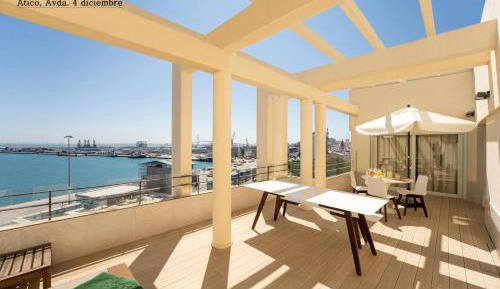 Luxury two bedrooms penthouse with private terrace - Avenida 4 de Diciembre de 1977, building 26-27