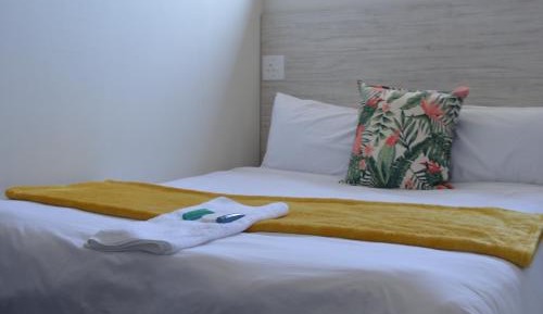 Comfort Queen Room