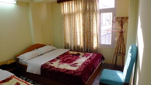 Double or Twin Room with Shared Bathroom