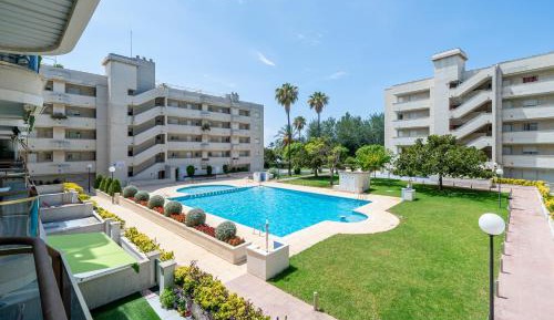 Superior One-Bedroom Apartment with Balcony