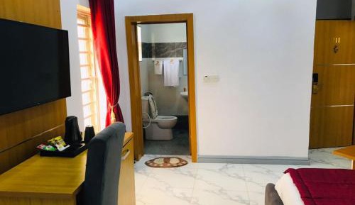 Deluxe King Room
