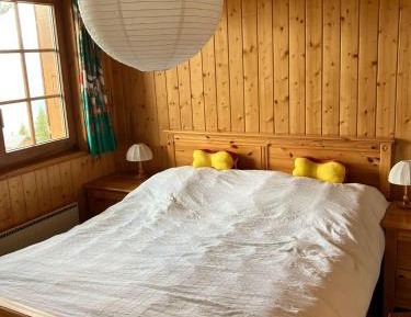 Apartment with Shower