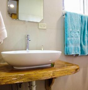 Quadruple Room with Private Bathroom